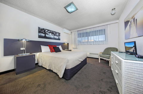 Belconnen Way Motel And Serviced Apartments - Accommodation Port Macquarie 1
