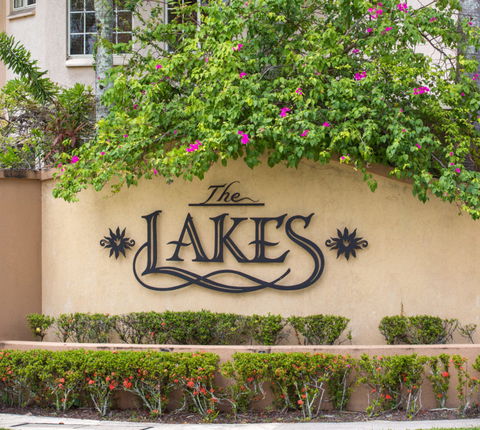 The Lakes Cairns Resort - Accommodation Port Macquarie 0