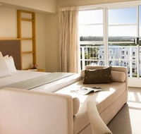 Quality Suites Deep Blue - Accommodation Port Macquarie