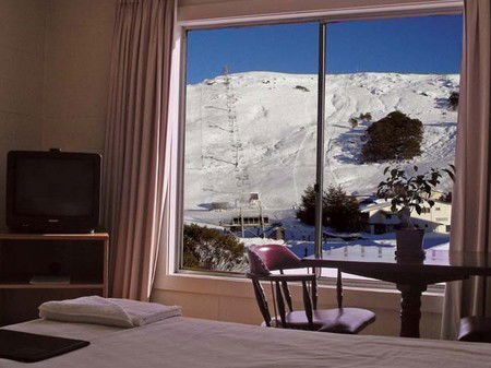Falls Creek Hotel - Accommodation Port Macquarie 1