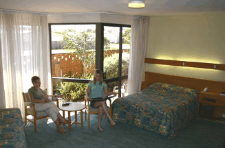 Lakes Central Hotel - Accommodation Port Macquarie 4