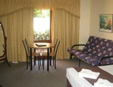Parkway Motel - Accommodation Port Macquarie 2