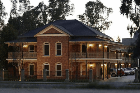 Carlyle Suites  Apartments - Accommodation Port Macquarie