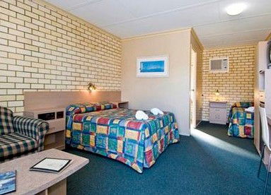 Econo Lodge Fraser Gateway - Accommodation Port Macquarie 0