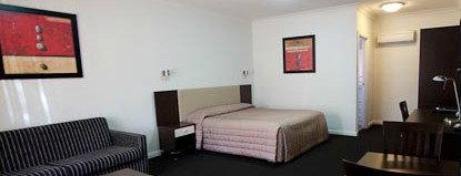 Charles Sturt Motor Inn - Accommodation Port Macquarie 0