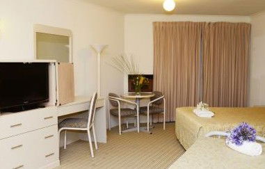 Motel 10 Motor Inn - Accommodation Port Macquarie 2