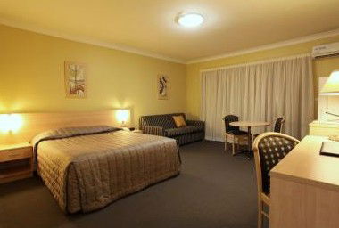 Maclin Lodge Motel - Accommodation Port Macquarie 4