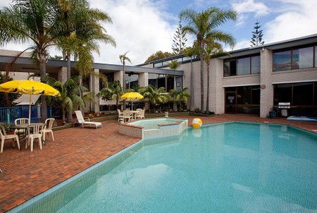 Palm Court Motor Inn - Accommodation Port Macquarie 2