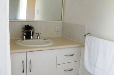 Clarks Beach Apartment - Accommodation Port Macquarie 2