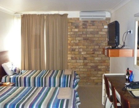 Burke And Wills Motor Inn Kingaroy - Accommodation Port Macquarie 4