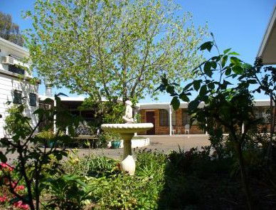 Colonial Motor Lodge - Accommodation Port Macquarie 1