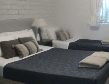 Kerry Court - Accommodation Port Macquarie 2
