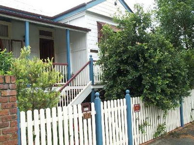 West End QLD Accommodation Port Macquarie