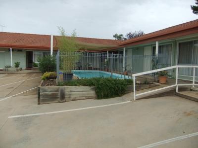 Country Comfort Cowra Countryman Motor Inn - Accommodation Port Macquarie 3