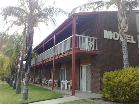 Barmera Hotel Motel - Accommodation Port Macquarie 0