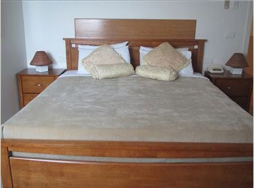 The Plough Hotel - Accommodation Port Macquarie 0