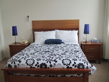 The Plough Hotel - Accommodation Port Macquarie 3