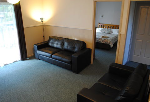 Lakes Entrance Country Cottages - Accommodation Port Macquarie 1