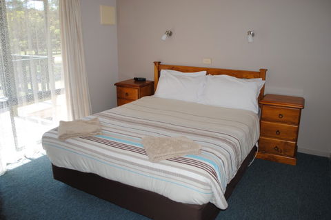 Lakes Entrance Country Cottages - Accommodation Port Macquarie 4