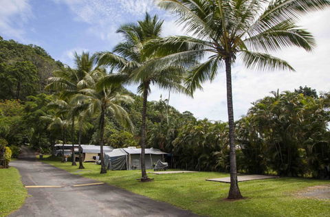 Lake Placid Tourist Park - Accommodation Port Macquarie 2