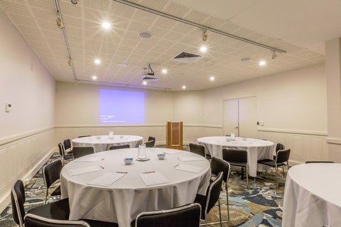 Ramada Hotel Hope Harbour - Accommodation Port Macquarie 5