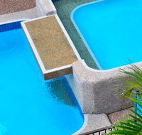 Waters Edge The Strand - Townsville - Accommodation Port Macquarie