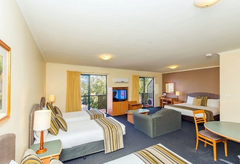 Alpha Hotel Canberra - Accommodation Port Macquarie 4