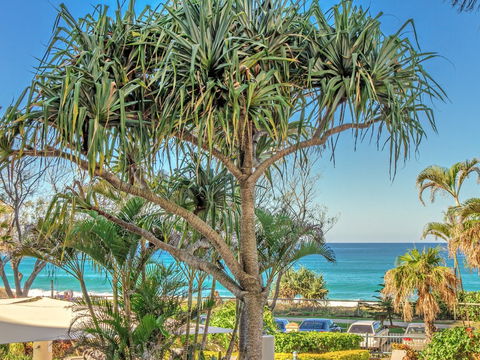 AA Oceana On Broadbeach - Accommodation Port Macquarie 17