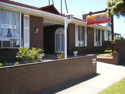 Colonial Lodge Motel - Accommodation Port Macquarie 0