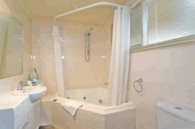 Whitecrest Great Ocean Road Resort - Accommodation Port Macquarie 3