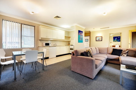 Absolute Beachfront Smugglers On The Beach - Accommodation Port Macquarie 5