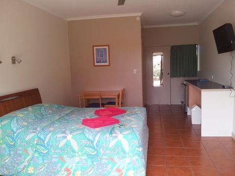 Bowen Arrow Motel - Accommodation Port Macquarie 3