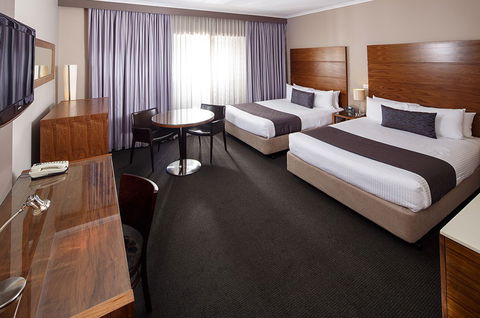 Quality Hotel Dickson - Accommodation Port Macquarie 1
