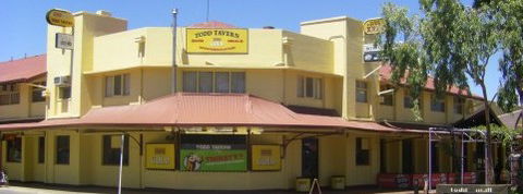 Todd Tavern - Accommodation Port Macquarie 0