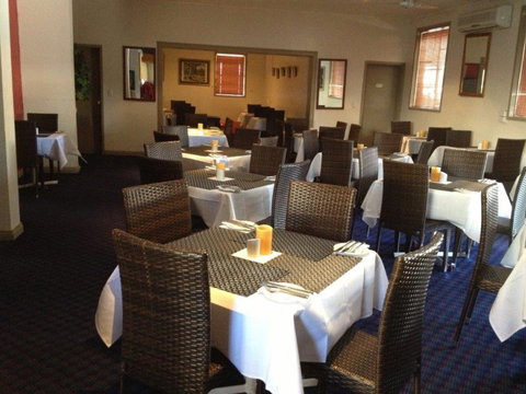 Bluestone Motor Inn - Accommodation Port Macquarie 3