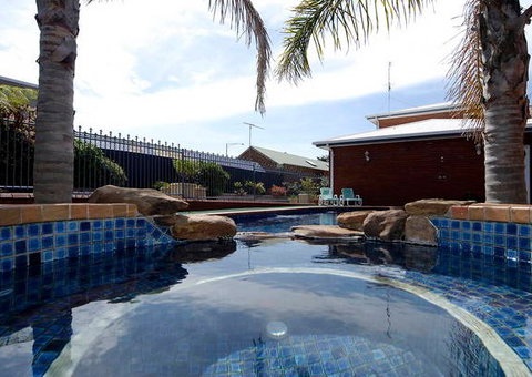 Comfort Inn The International - Accommodation Port Macquarie 1