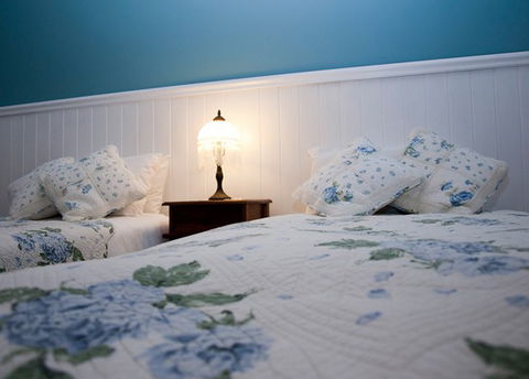 Maleny Lodge Guest House - Accommodation Port Macquarie 2