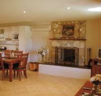 Sherwood Cottages Country Retreat - Accommodation Port Macquarie