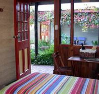 Red Poles - Accommodation Port Macquarie