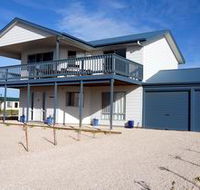 Oysta La Vista - Accommodation Port Macquarie