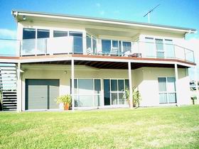Swanport Views Holiday Home - Accommodation Port Macquarie 0