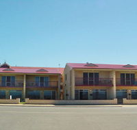 Tumby Bay Hotel Seafront Apartments - Accommodation Port Macquarie