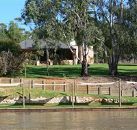 Roonka Riverfront Cottages - Accommodation Port Macquarie