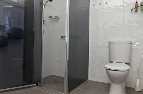 Modra's Apartments Tumby Bay - Accommodation Port Macquarie 0