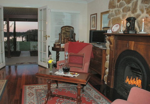 Paringa House B&B Stone Cottages - Accommodation Port Macquarie 6