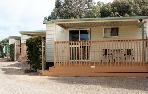 Moonta Bay Road Cabins And Cottages - Accommodation Port Macquarie 3