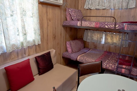 Moonta Bay Road Cabins And Cottages - Accommodation Port Macquarie 4