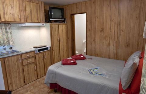 Moonta Bay Road Cabins And Cottages - Accommodation Port Macquarie 5