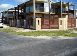 Kingston Shore Villas - Accommodation Port Macquarie 3