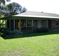 The Beach House - Normanville - Accommodation Port Macquarie